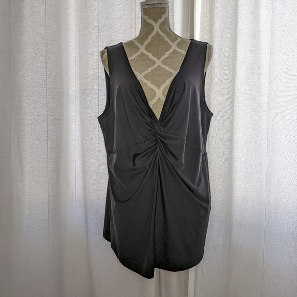 Michel Antoni | Plus size twist front tank - Picture 1 of 3